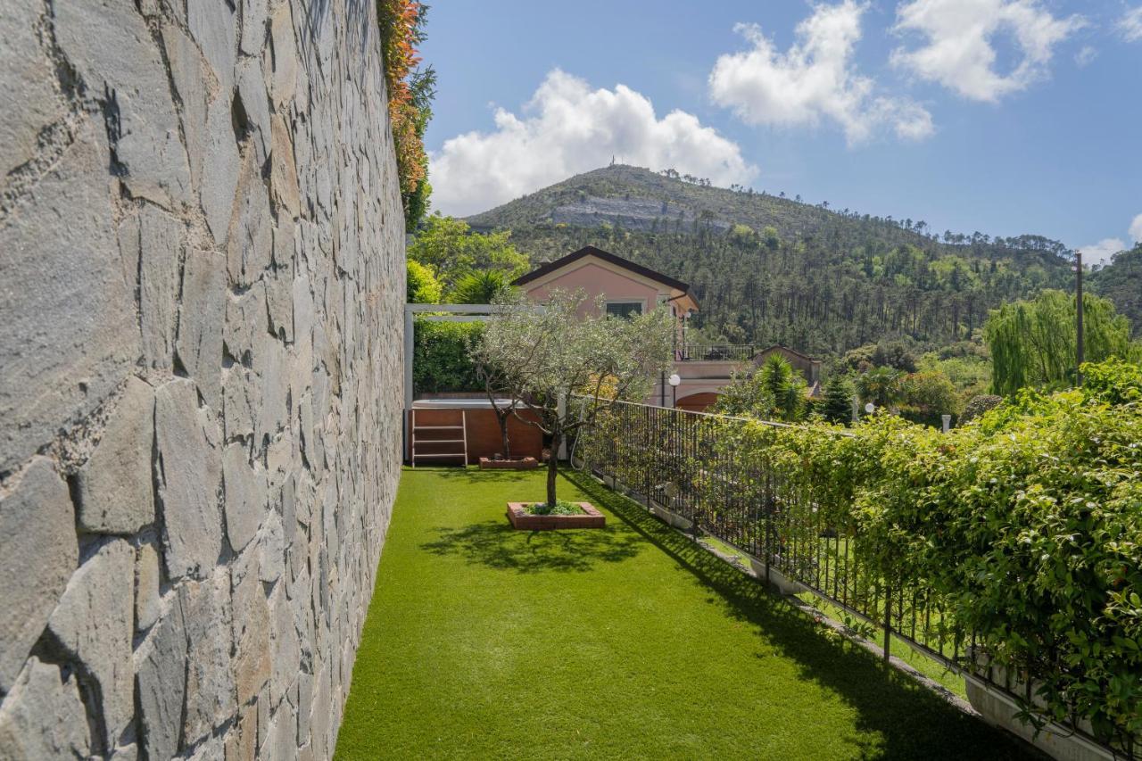 Timo - Villa Luisa: Con Vasca Idromassaggio Privata Casarza Ligure Kültér fotó